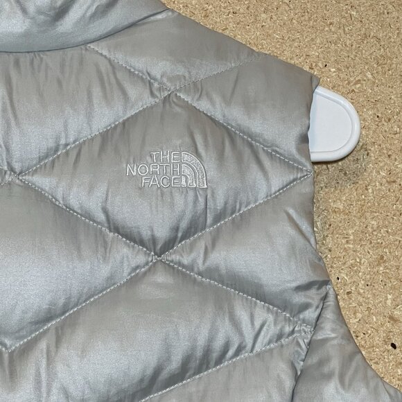 The North Face Vest Women’s Size S 550 Goose Down Puffer Gray Full Zip Aconcagua - Picture 10 of 14